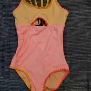 Girls 1 piece swimsuit